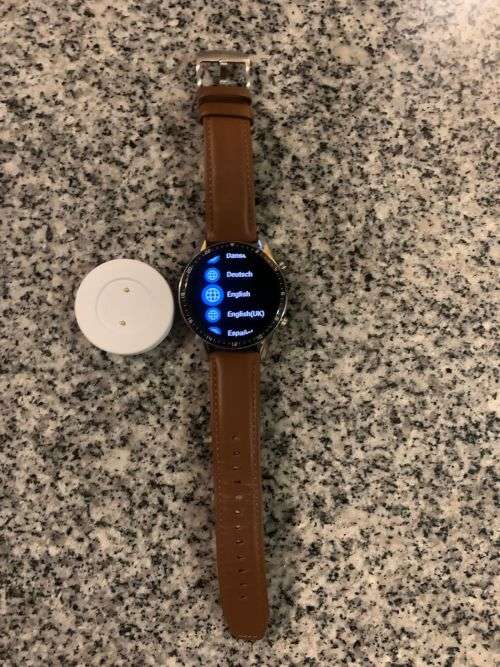 HUAWEI P30 128GB SINGLE  SIM and GT2-469  COMBO MINT CONDITION AS NEW